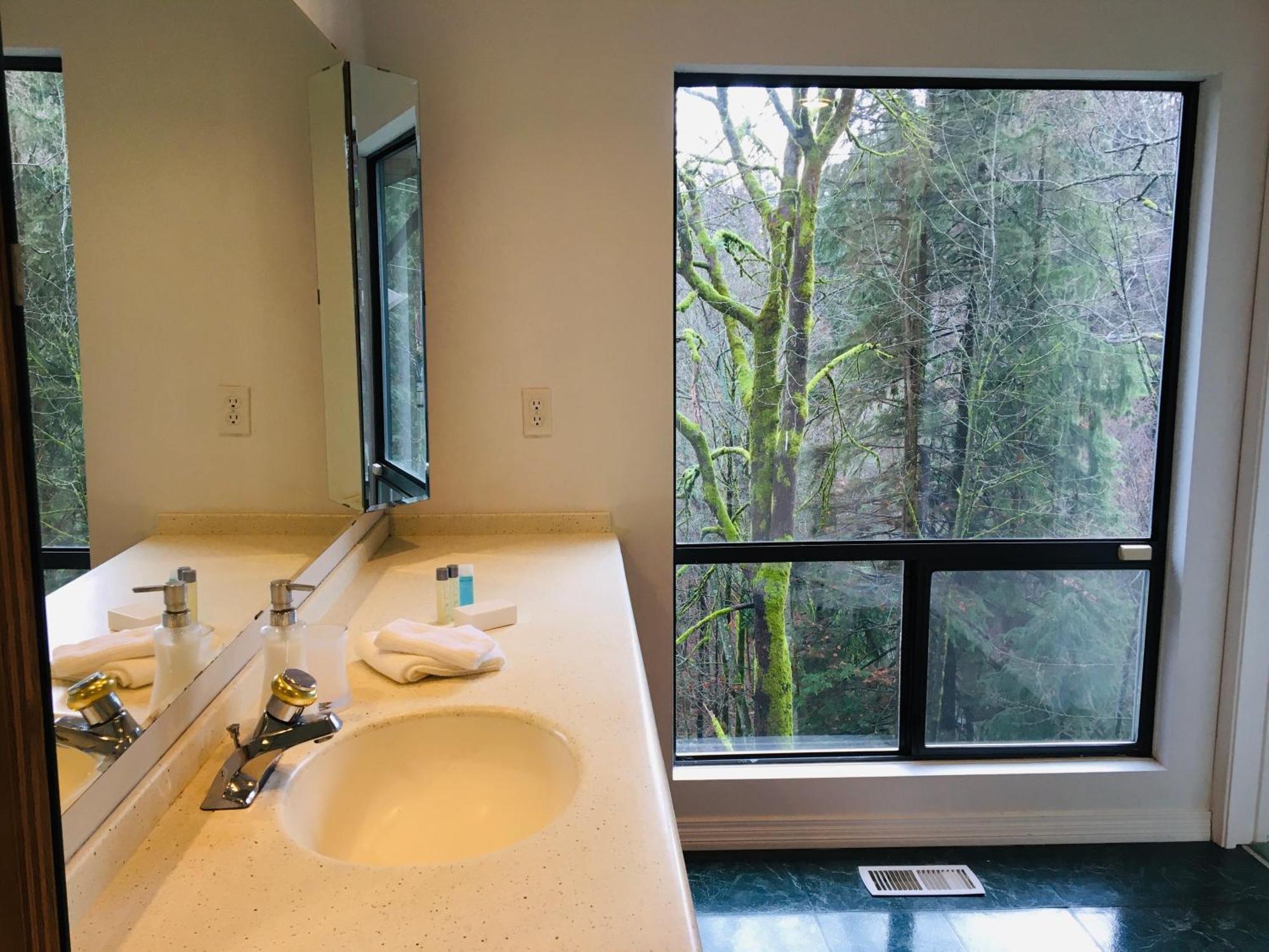 Creekside City Center Suite North Vancouver Luaran gambar